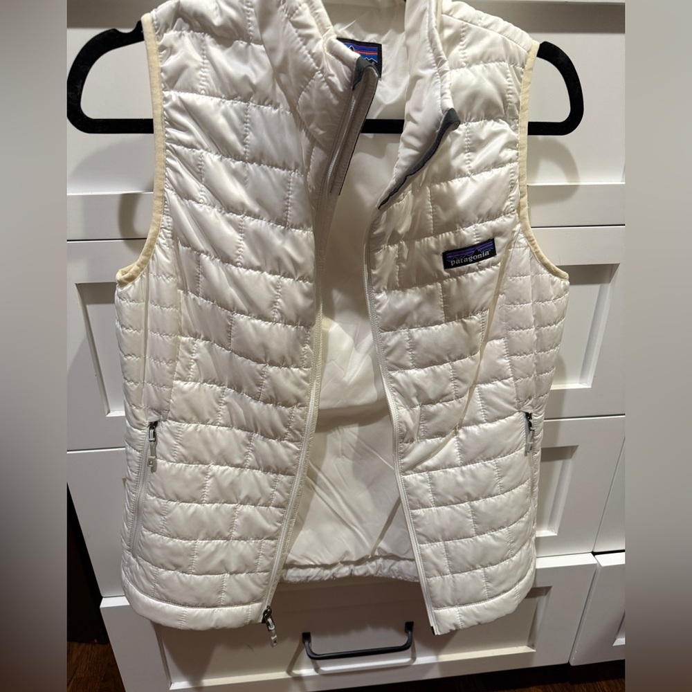 Patagonia White Quilted Vest